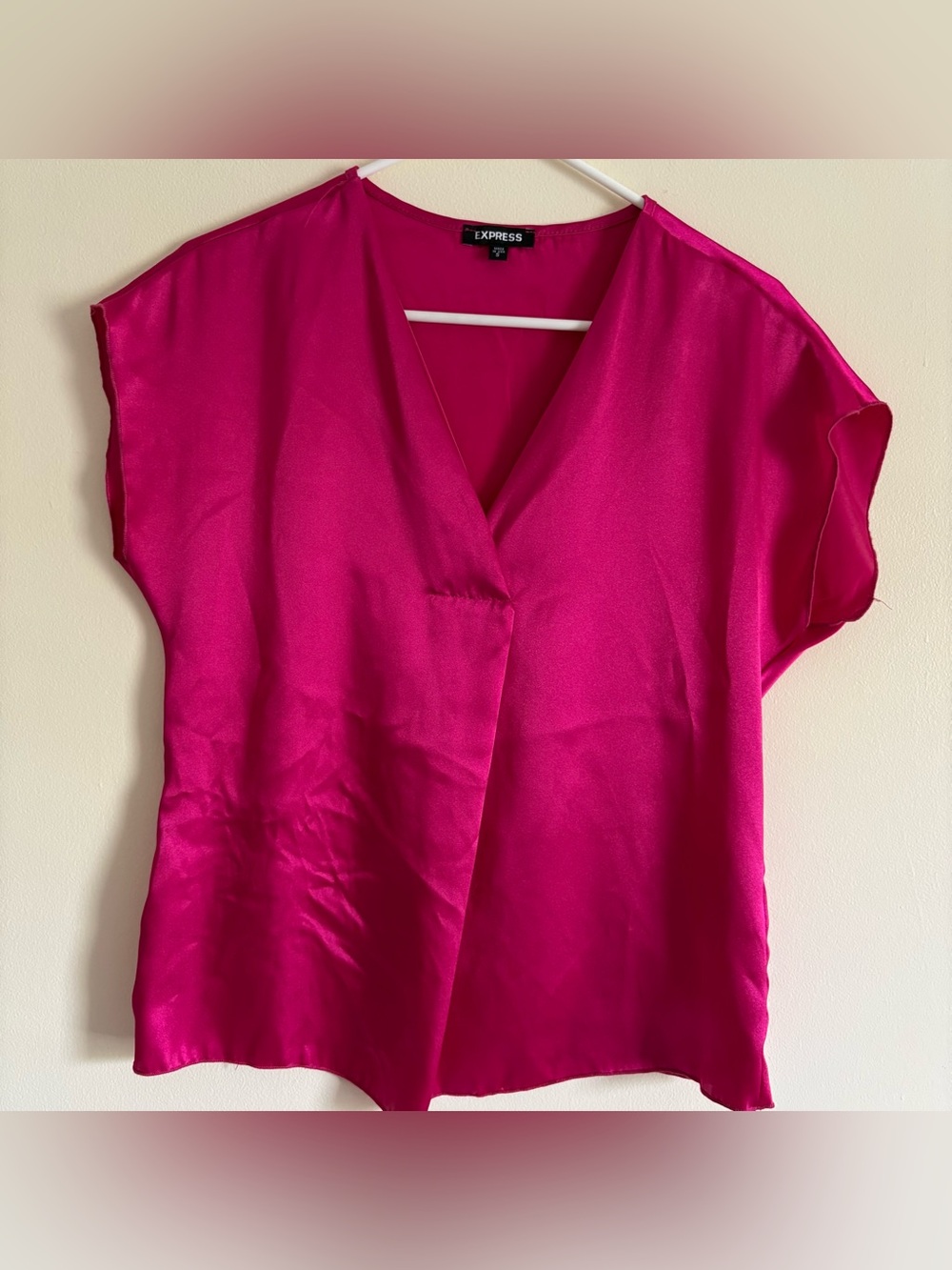 Express Women's Bright Fuchsia V-Neck Blouse Size Small